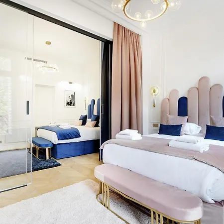 Exceptional - 4br-12p - Parc Monceau Appartamento Parigi
